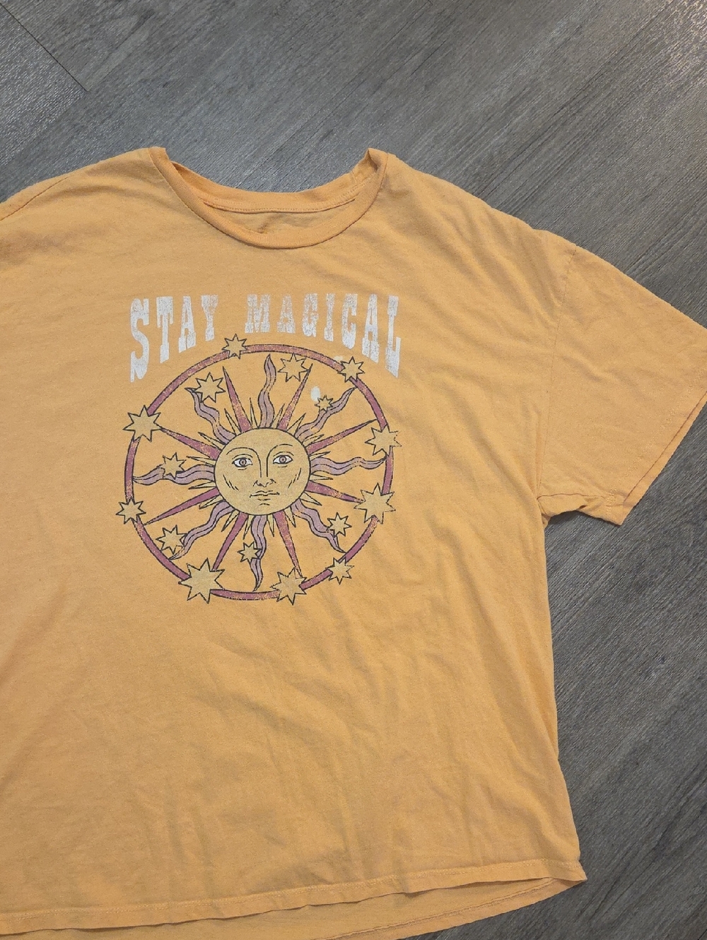 "Stay Magical" Sun Graphic T-Shirr